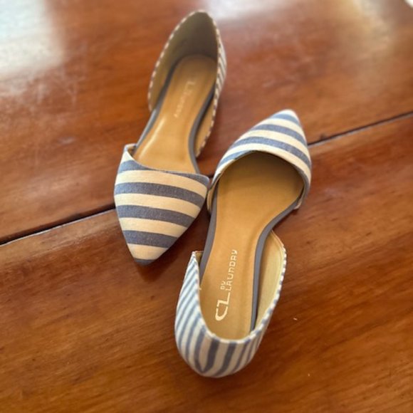 CL by LAUNDRY Blue and White Nautical Flats - 7.5 - Picture 3 of 6